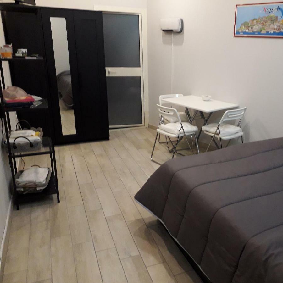 Mini Loft Apartman Nápoly Kültér fotó